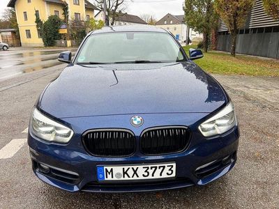 Blau Gebraucht 2015 BMW 118 Sport Line Kleinwagen | 10.999 € (Guter Preis)