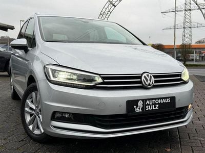 Silber Gebraucht 2019 VW Touran Highline Van / Kleinbus | 21.599 € (Guter Preis)