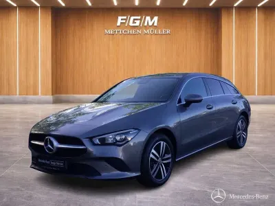 Gebraucht Mercedes CLA250e 160 PS (117 kW) 2022 Lack mountaingrau Coupé