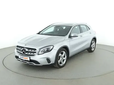 Gebraucht Mercedes GLA180 Urban 122 PS (89 kW) 2018 Grau SUV