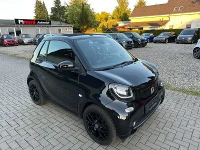 Gebraucht Smart ForTwo Cabrio Prime 105 PS (77 kW) 2019 Schwarz Cabrio