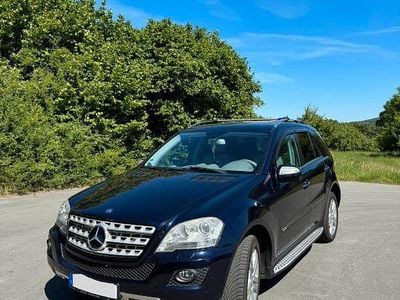 Gebraucht Mercedes ML320 Premium 224 PS (164 kW) 2009 Blau SUV