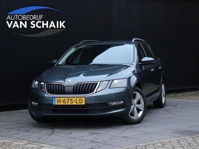 Grau Gebraucht 2019 Skoda Octavia Business Line Kombi | 8.282 € (Fairer Preis)