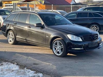 Gebraucht Mercedes C180 120 PS (88 kW) 2011 Obsidianschwarz  metalliclack Kombi