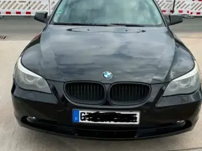 Gebraucht BMW 520 184 PS (135 kW) 2010 Schwarz Kombi