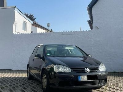 Usado VW Golf V 90 HP (66 kW) 2005 Citadino