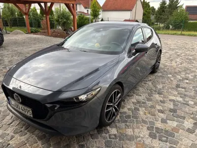 Gebraucht Mazda 3 116 PS (85 kW) 2020 Grau Limousine