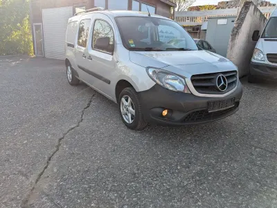 Używany Mercedes Citan 111 110 KM (80 kW) 2013 Srebrny Sedan/Limuzyna