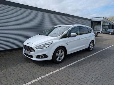 Second-hand Ford S-MAX S 179 CP (131 kW) 2016 Alb Monovolum