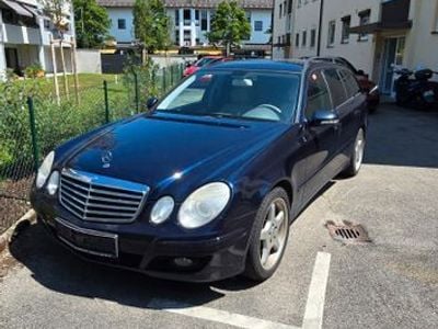 Mercedes E320
