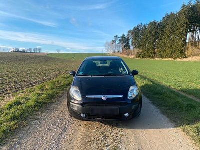 Gebraucht Fiat Grande Punto Dynamic 75 PS (55 kW) 2009 Silber Kleinwagen