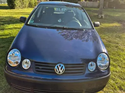 Gebraucht VW Polo 64 PS (47 kW) 2004 Blau Kleinwagen