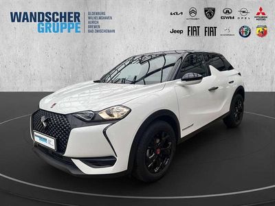Weißschwarz Gebraucht 2023 DS Automobiles DS3 Performance Kleinwagen | 16.990 €