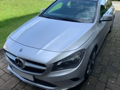 Gebraucht Mercedes CLA200 Shooting Brake Urban 136 PS (100 kW) 2017 Silber Kombi