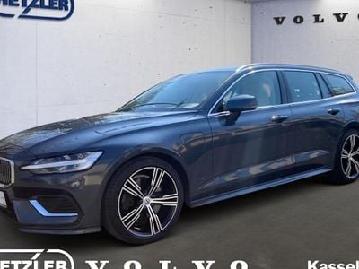 Gebraucht Volvo V60 Inscription 350 PS (257 kW) 2020 Denim blue / metallic Kombi