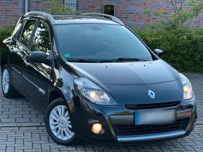 Gebraucht Renault Clio III Dynamique 101 PS (74 kW) 2010 Schwarz Limousine