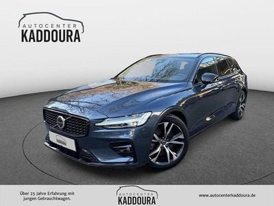 Gebraucht Volvo V60 Plus 197 PS (144 kW) 2025 Blau Kombi