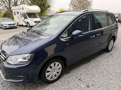 Second-hand VW Sharan Cup 177 CP (130 kW) 2015 Albastru Monovolum