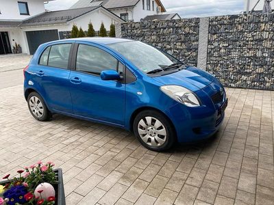 Gebraucht Toyota Yaris 87 PS (63 kW) 2006 Blau Limousine