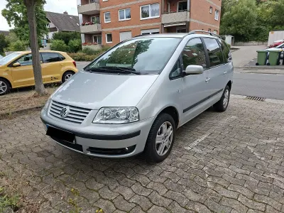 Gebraucht VW Sharan 115 PS (84 kW) 2001 Silber Van / Kleinbus