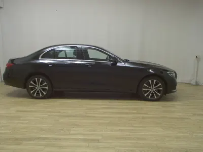 Brugt Mercedes E300 Avantgarde 306 HK (225 kW) 2022 Sort Sedan