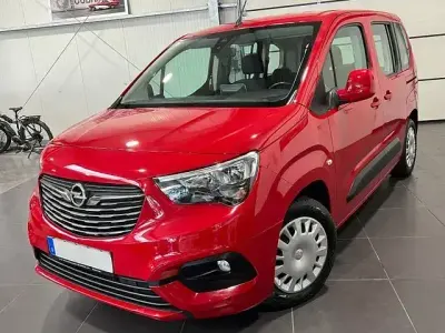 Gebraucht Opel Combo Life 102 PS (75 kW) 2019 Rot Van / Kleinbus