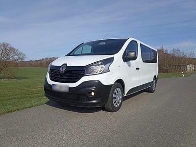 Gebraucht Renault Trafic 125 PS (91 kW) 2017 Weiß Van / Kleinbus