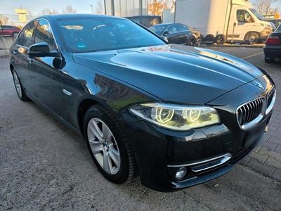 Gebraucht BMW 518 Comfort Edition 150 PS (110 kW) 2015 Schwarz Limousine