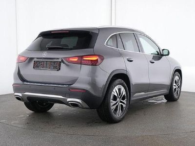 Gebraucht Mercedes GLA180 Progressive 136 PS (100 kW) 2024 Grau SUV