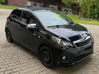 Gebraucht Peugeot 108 Style 69 PS (50 kW) 2016 Schwarz Limousine