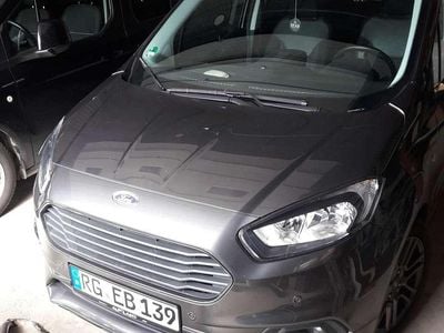 Gebraucht Ford Tourneo Courier S 101 PS (74 kW) 2021 Van / Kleinbus