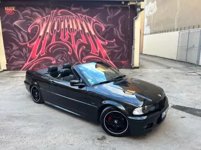 Gebraucht BMW 318 Cabriolet M Sport 143 PS (105 kW) 2003 Schwarz Cabrio