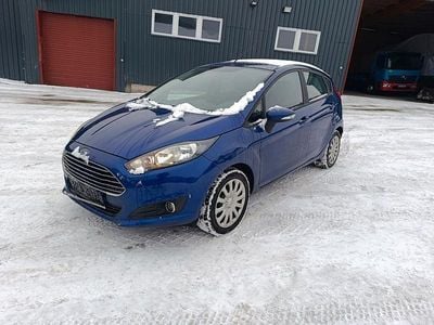 Gebraucht Ford Fiesta SYNC Edition 101 PS (74 kW) 2015 Blau Kleinwagen