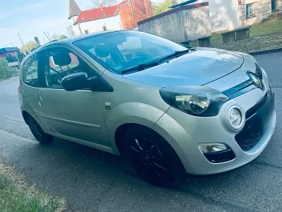 Usata Renault Twingo 75 CV (55 kW) 2014 Argento Utilitaria