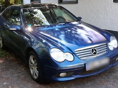 Usado Mercedes CL230 194 HP (142 kW) 2002 Azul Coupé