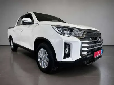Gebraucht SsangYong Musso 203 PS (149 kW) 2023 Weiß Pickup