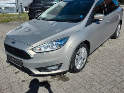 Gebraucht Ford Focus Business Edition 125 PS (91 kW) 2017 Silber Kombi