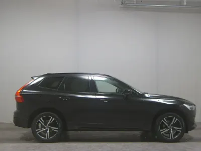 Usata Volvo XC60 R-Design 190 CV (139 kW) 2020 Nero SUV