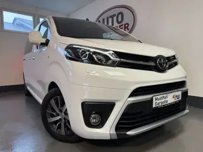 Gebraucht Toyota Proace Verso 177 PS (130 kW) 2020 Weiß Kombi
