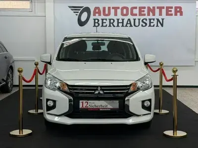 Gebraucht Mitsubishi Space Star Select 71 PS (52 kW) 2023 Weiß Kleinwagen