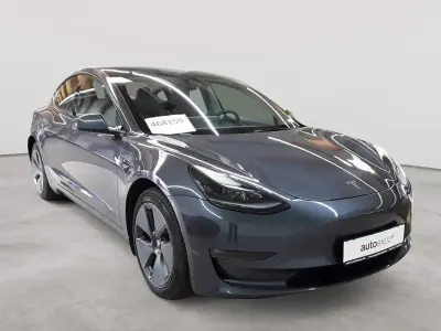 Gebraucht Tesla Model 3 366 kW (498 PS) 2022 Midnight silver metallic Limousine