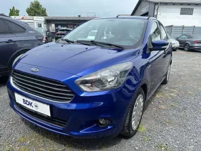 Gebraucht Ford Ka 86 PS (63 kW) 2017 Blaumet. Limousine