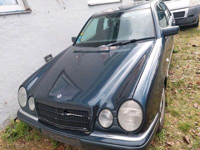 gebraucht Mercedes E240 