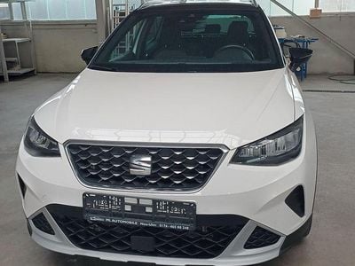 Gebraucht Seat Arona Xperience 110 PS (80 kW) 2024 Weiß SUV