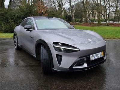 Gebraucht Xiaomi YU7 506 kW (689 PS) 2025 Grau SUV