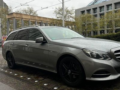 Mercedes E220