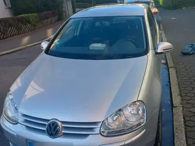 Gebraucht VW Golf V 102 PS (75 kW) 2006 Silber Kleinwagen