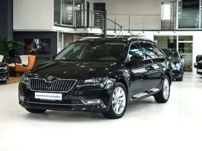 Gebraucht Skoda Superb Style 150 PS (110 kW) 2017 Schwarz Kombi