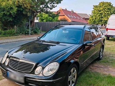 Mercedes E270