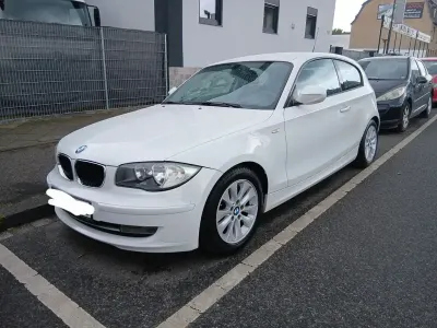Gebraucht BMW 116 Sport Line 122 PS (89 kW) 2010 Weiß Kleinwagen